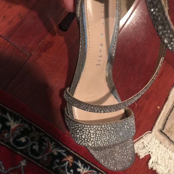 Evening Silver Shoes - Picture 3 of 3